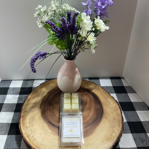 handmade lemon pound cake wax melt - Picture 7 of 7